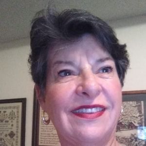 Meet your Posher, Deedee